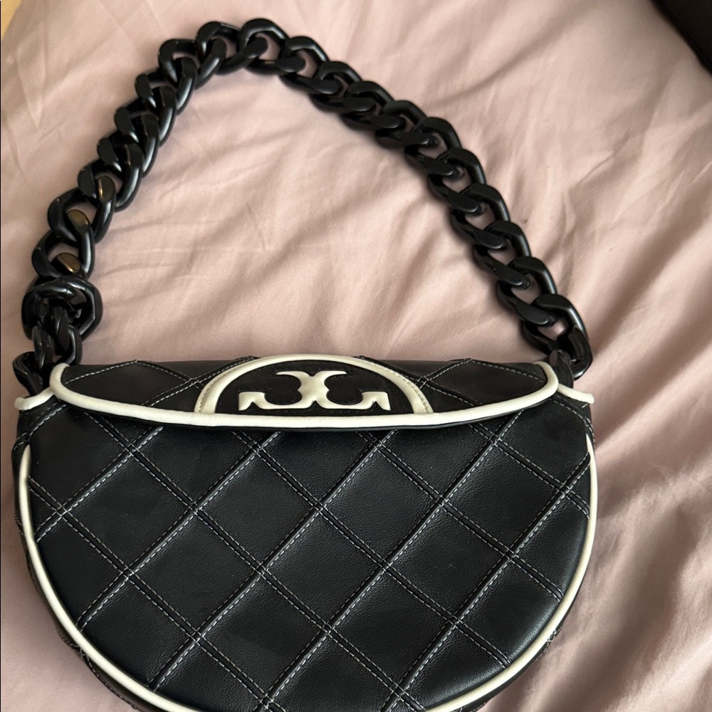 Tory Burch Black Quilted Shoulder Bag with Chain Strap